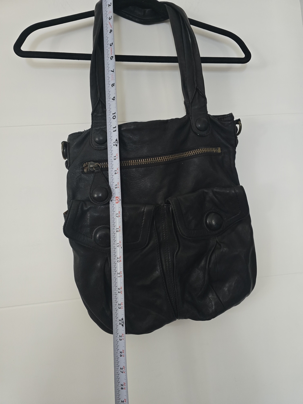 Linea Pelle Collection Black Leather Shoulder Bag Tote - Multi-Pocket - Picture 2 of 15